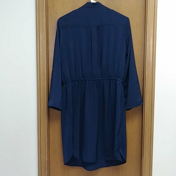 🆕DYNAMITE Navy dress - Picture 5 of 6